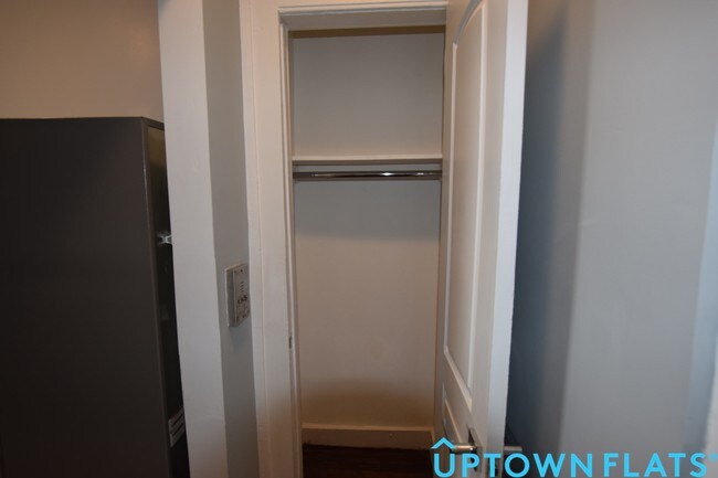 Foto del edificio - 754 E 23rd St