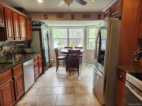 Building Photo - 367 Wildwood Rd