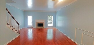 Building Photo - 1731 Ashwood Ln