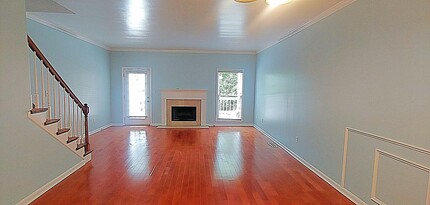 Building Photo - 1731 Ashwood Ln