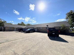 Building Photo - 715 N 20th St