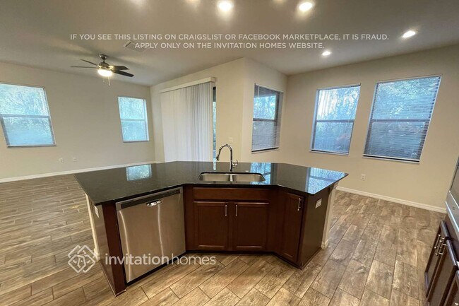 Foto del edificio - 4954 Wandering Wy