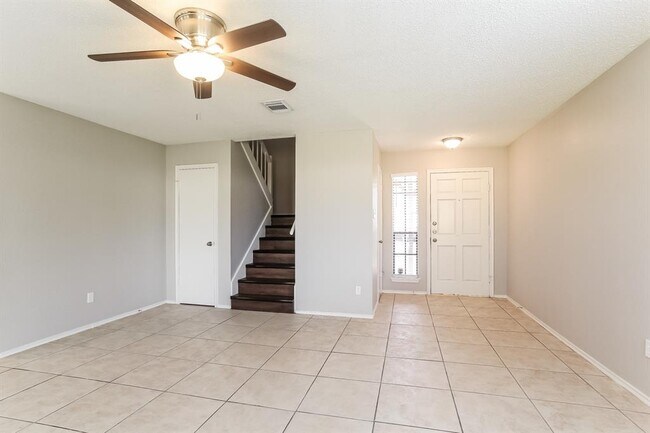 Foto del edificio - 15310 Appleridge Dr