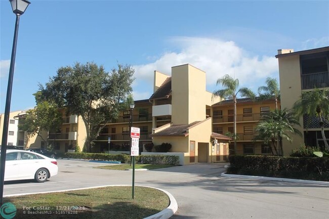 Foto del edificio - 2039 Coral Ridge Dr