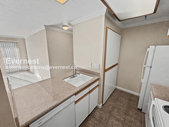 Foto del edificio - 3173 Wayside Plaza