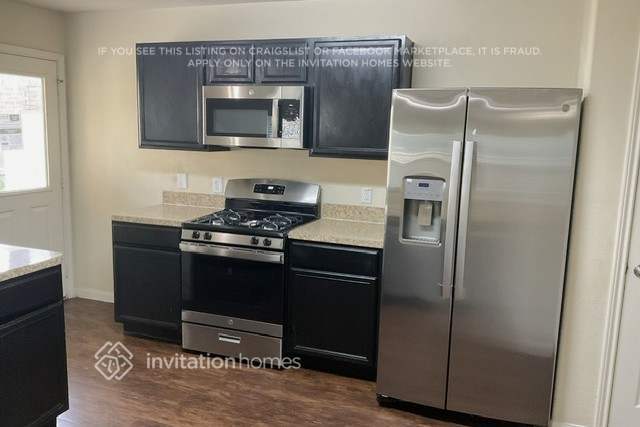 Foto del edificio - 6111 El Oro Dr