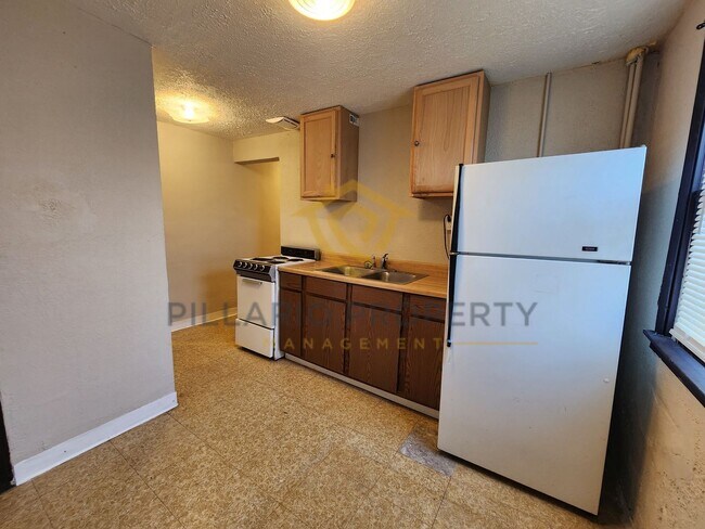 Foto del edificio - 1502-1504 N Bancroft Street