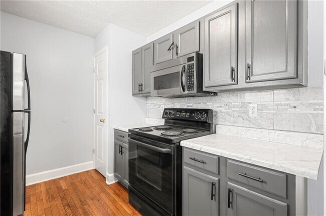 Foto del edificio - 310 Atwood St SW