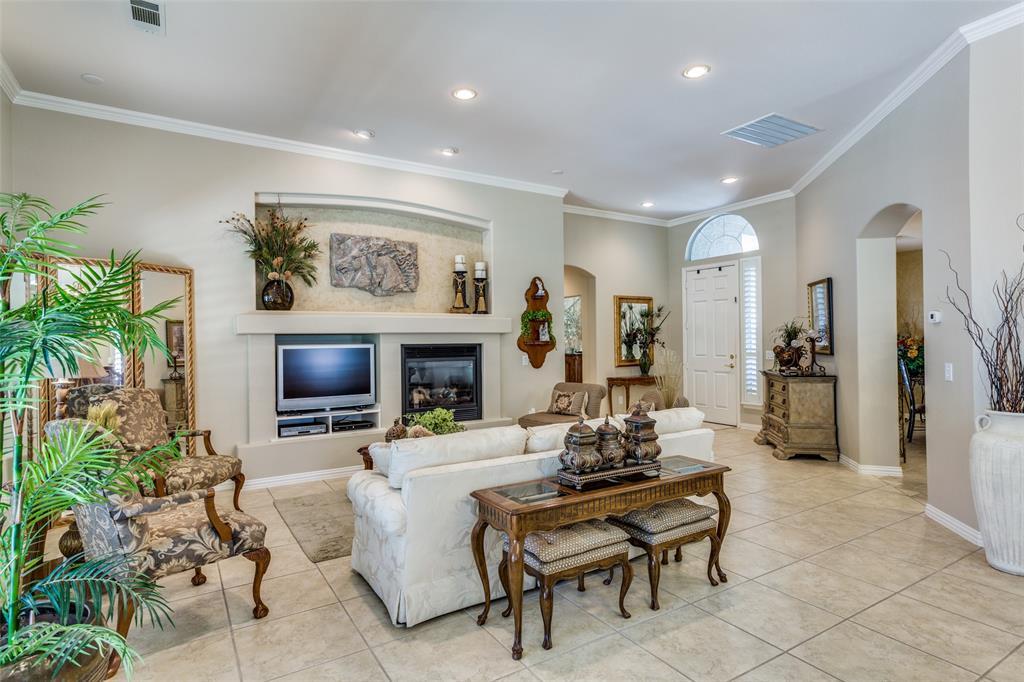Primary Photo - 11700 Oakbrook Ct