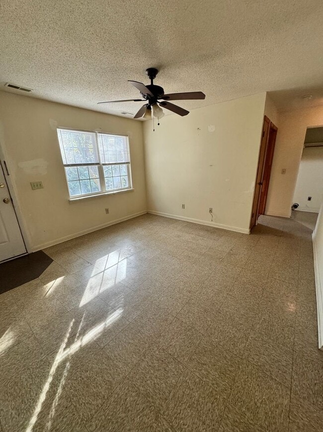 Building Photo - Covington Street Apartments