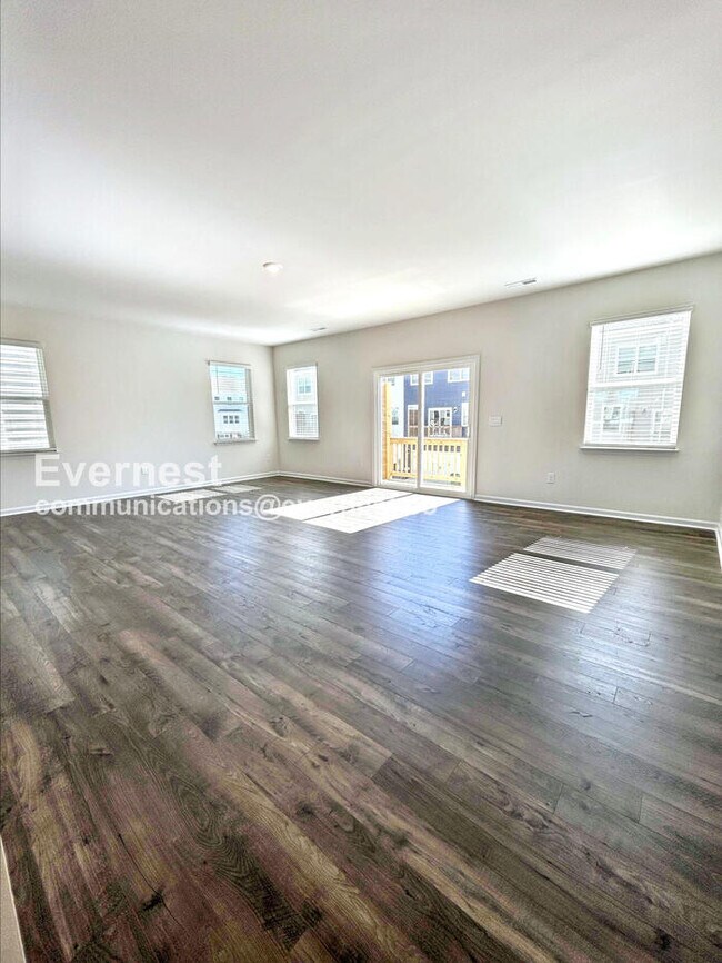 Foto del edificio - 813 Washington St