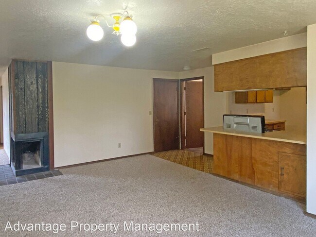 Foto del edificio - 3 br, 1.5 bath House - 4197 NW Bittersweet...