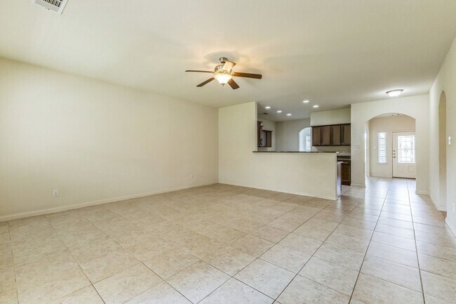 Foto del edificio - Charming 3BR House in Anna