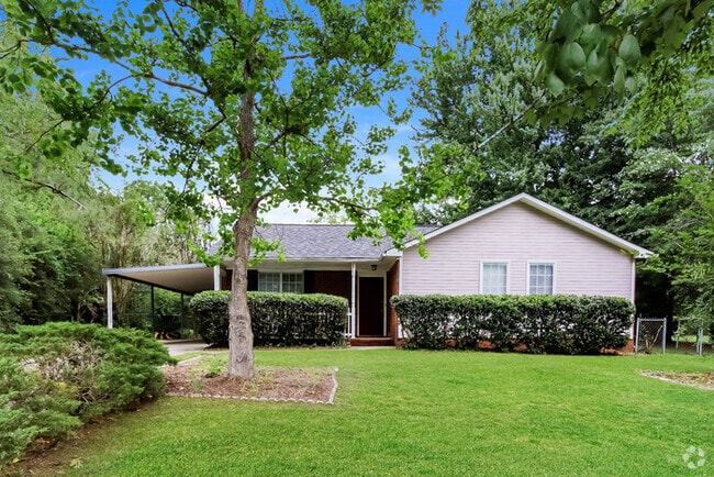 Building Photo - 2405 Erin Ct
