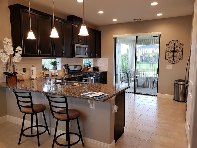 Building Photo - 2841 Casterton Dr