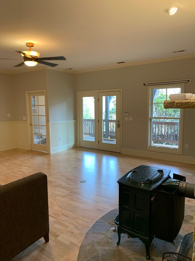 30 Ox Bow Xing Unit lower level, Weaverville, NC 28787 Apartments in