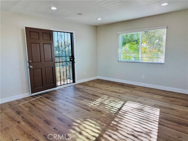 Foto del edificio - 8186 San Antonio Ave