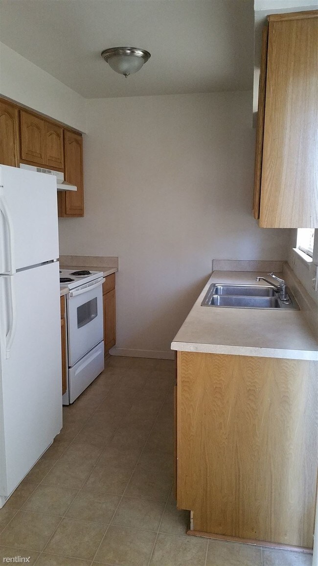 Building Photo - 617 San Miguel Ave