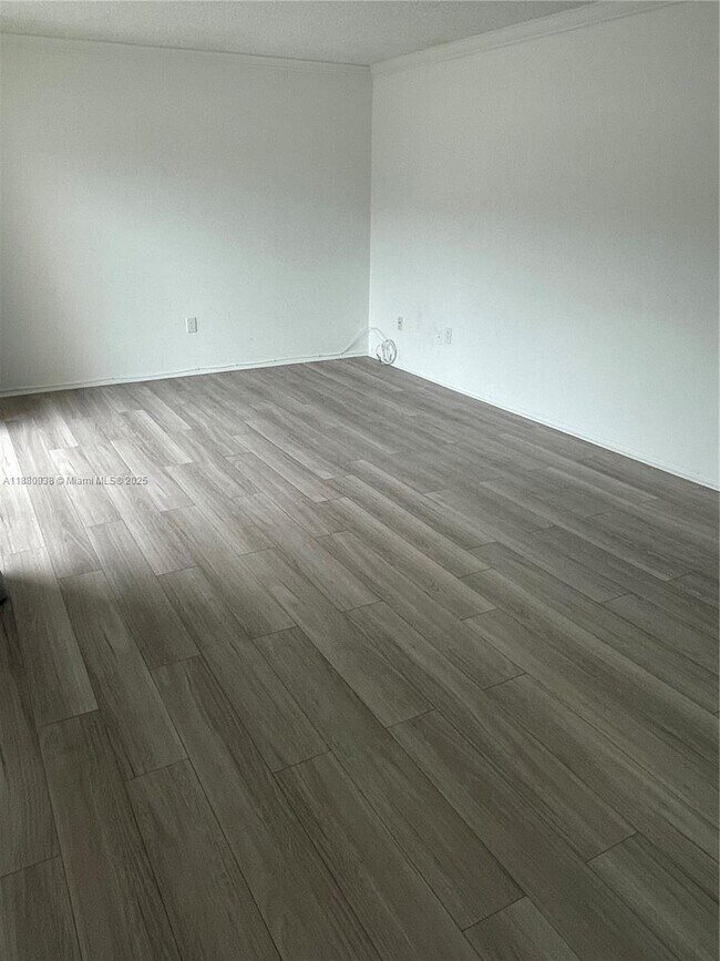 Building Photo - 7765 SW 86th St