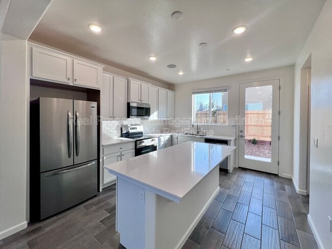 Building Photo - 1544 Farmhouse Ln