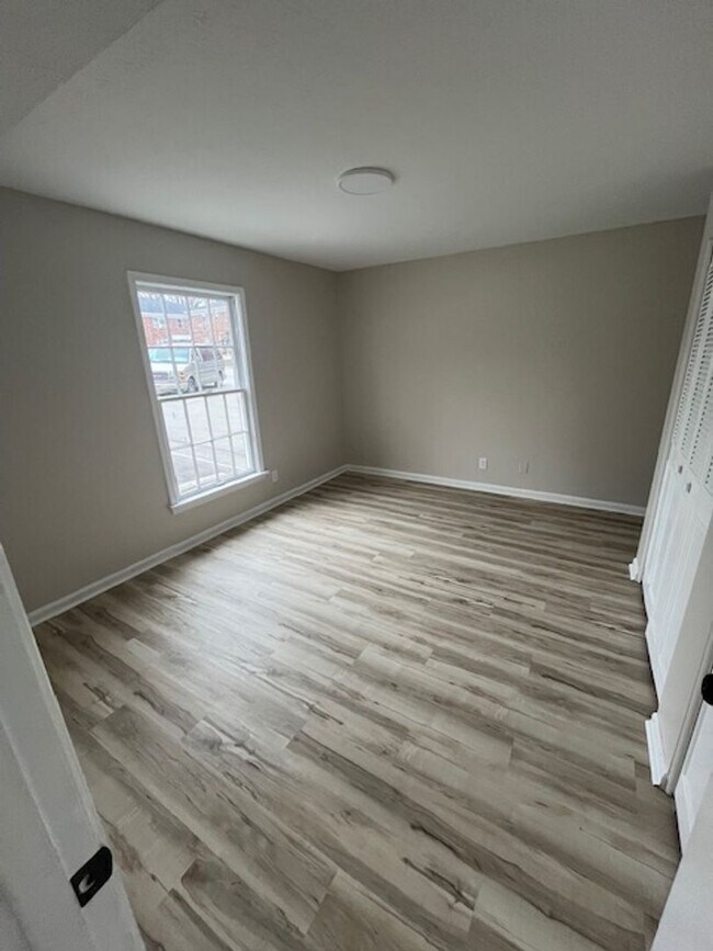 Building Photo - 2601 Le Blanc Ct