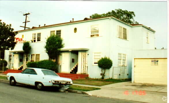 Primary Photo - 160 W Hillcrest Blvd