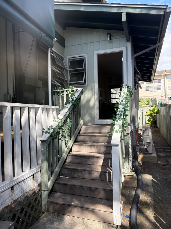 Building Photo - 2318 Seaview Ave