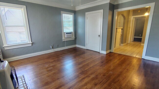 Foto del edificio - 512 NW 27th St