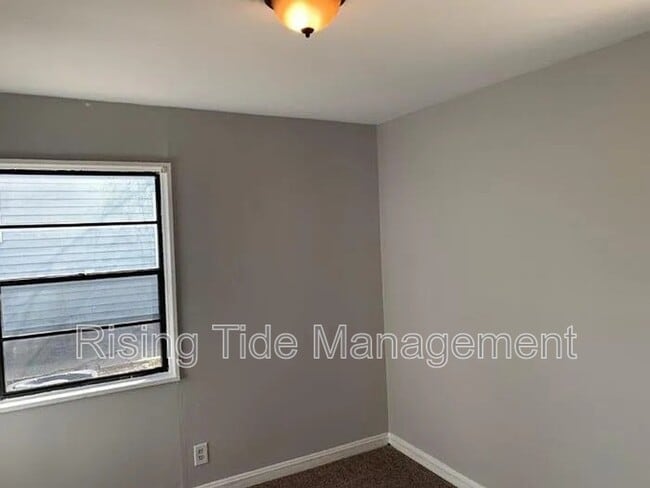 Building Photo - 424 Grant St