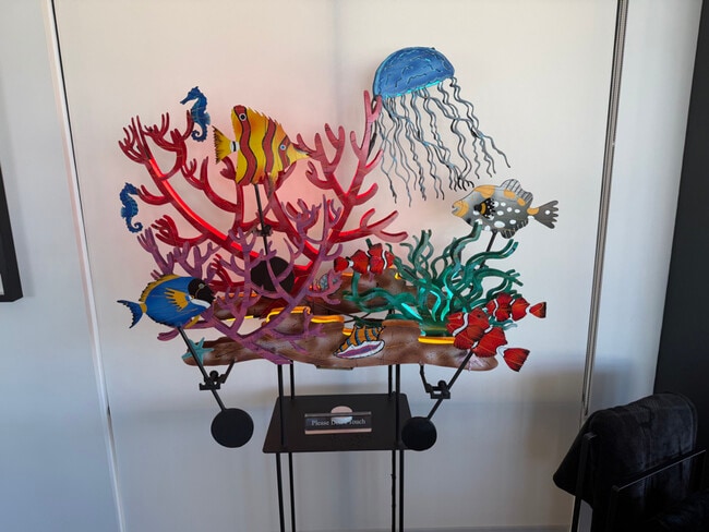 Foto del edificio - 116 W Channel Islands Blvd