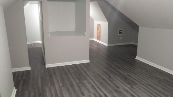 Building Photo - 663 Shakespeare Dr