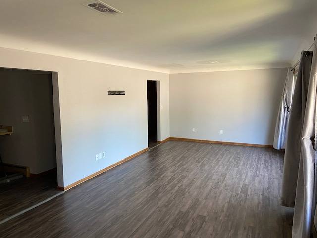 Foto del edificio - 340 Ash Ave W