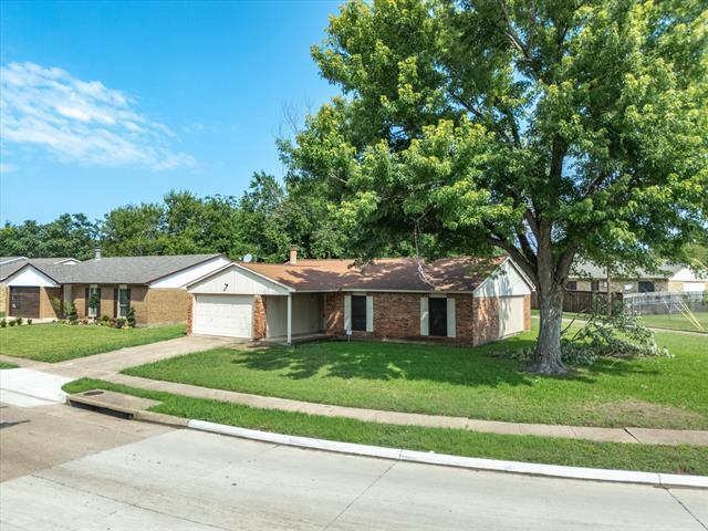 Foto del edificio - 10217 Ironwood Ln
