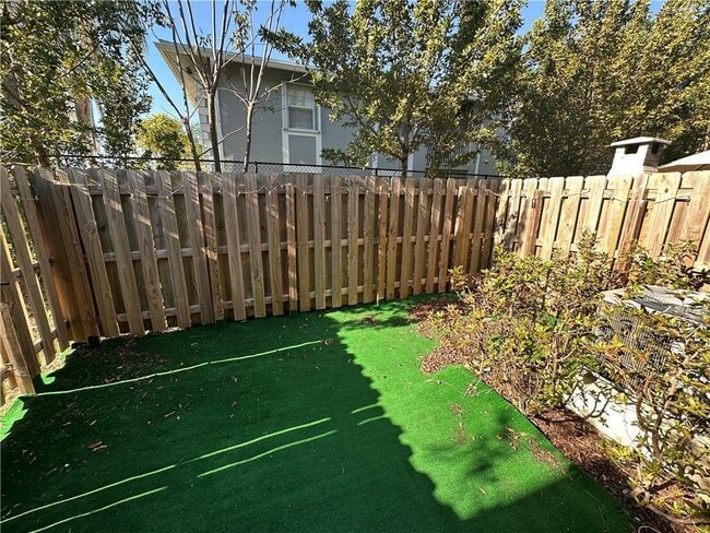 Photo - Northeast 208th Terrace, Miami, FL 33179 - 3 BR 3 BA townhouse
