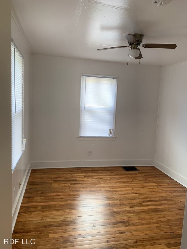 Foto del edificio - 2 br, 1 bath House - 3315 Valley Dr