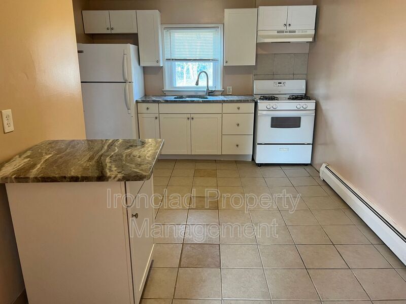 62 High St Unit 1W, Wallingford, CT 06492 Condo for Rent in Wallingford, CT