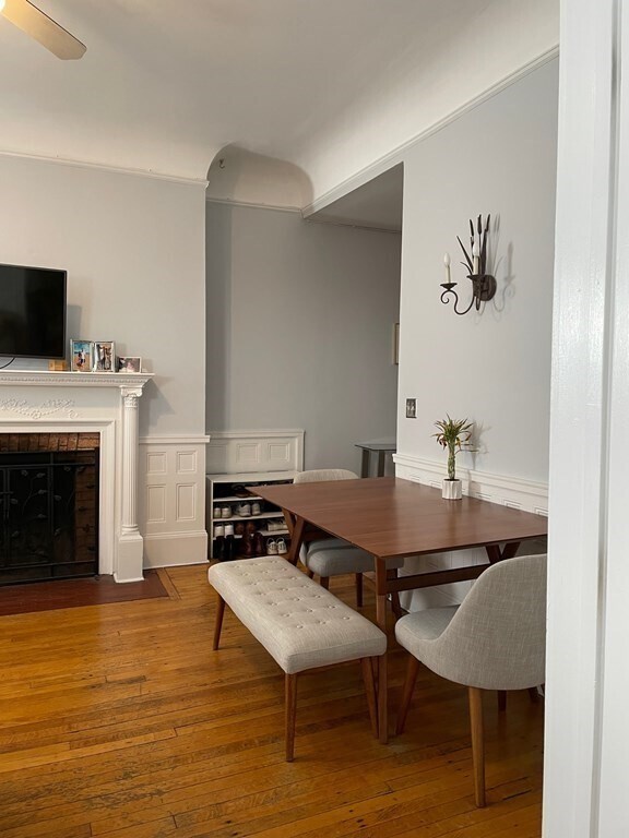 Foto del edificio - 362 Commonwealth Ave