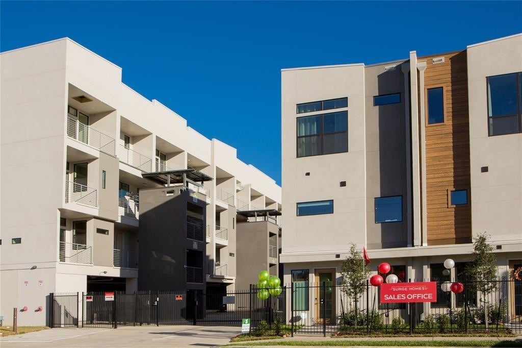 2401 Crawford St Unit A104, Houston, TX 77004 Condo for Rent in