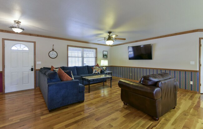 Foto del edificio - 5558 State Hwy 265