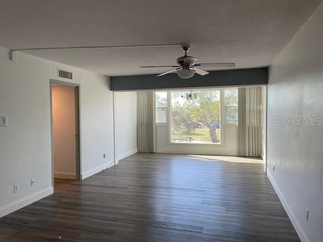 Foto del edificio - 33 S Gulfstream Ave