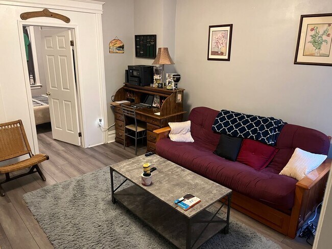 Foto del edificio - 1807 Lincoln Ave