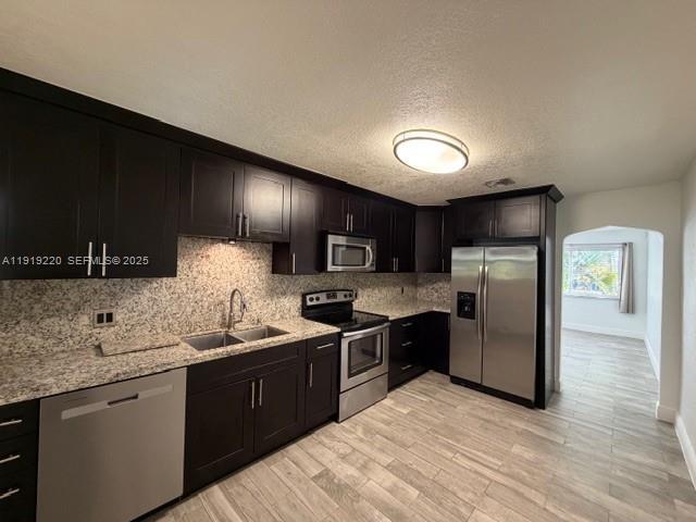 Foto del edificio - 2740 SW 32nd Ave