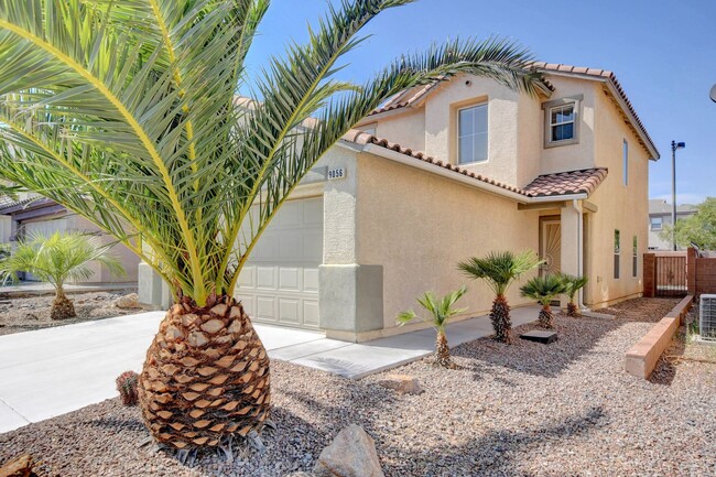 Building Photo - 4 Bedroom with Pool in Centennial Hills CO...
