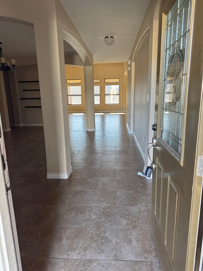 Foto del edificio - 147 Pacifico Dr