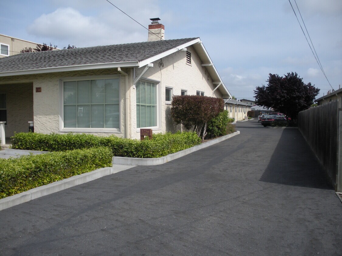 Primary Photo - 1256 143rd Ave