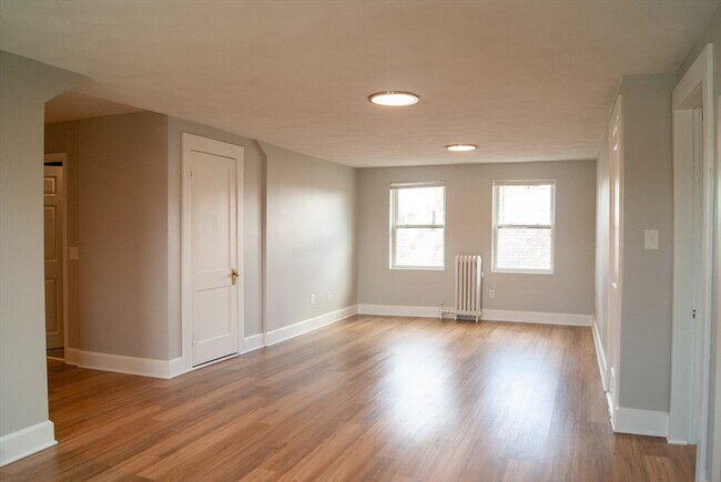 Foto del edificio - 45 Lyman St