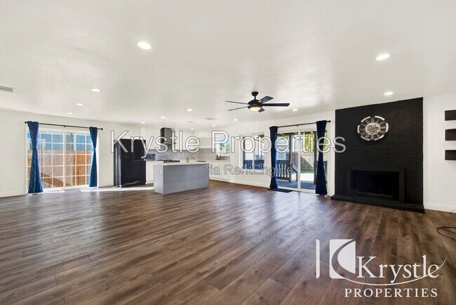 Building Photo - 612 Fulmar Dr