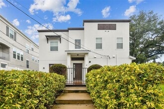 Building Photo - 403 S Melville Ave