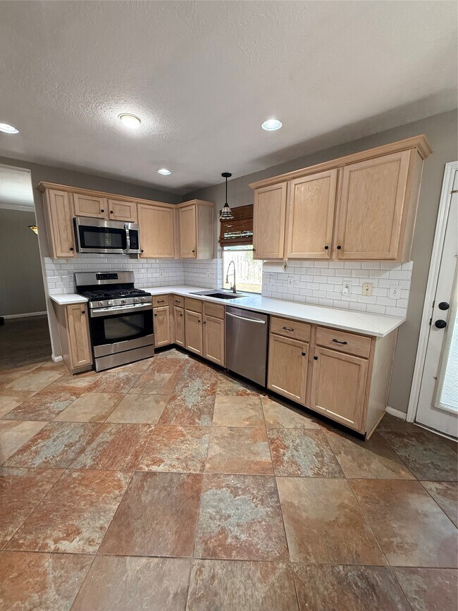 Building Photo - 20823 Camphor Tree Dr
