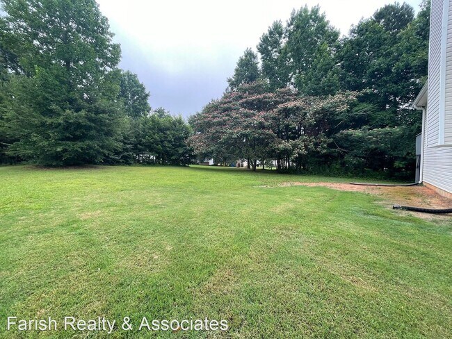 Building Photo - 4 br, 2 bath House - 120 Maplewood Drive